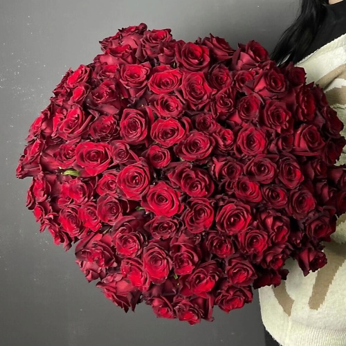 Букет живых цветов FLOWER DANCE ПРЕМИУМ 101 роза бордовая «Эксплорер»
